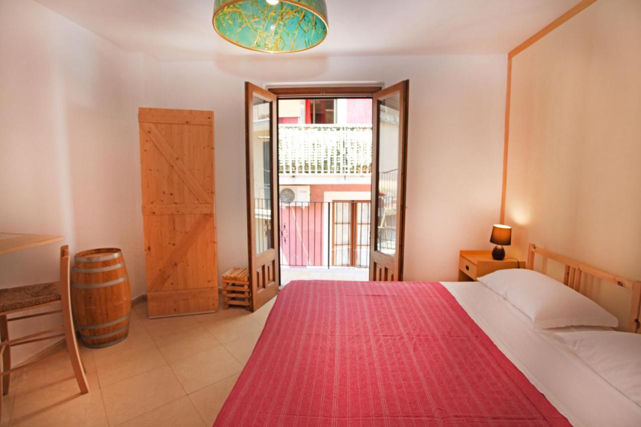 Bed and Breakfast Taormina Bed And Beercraft Экстерьер фото